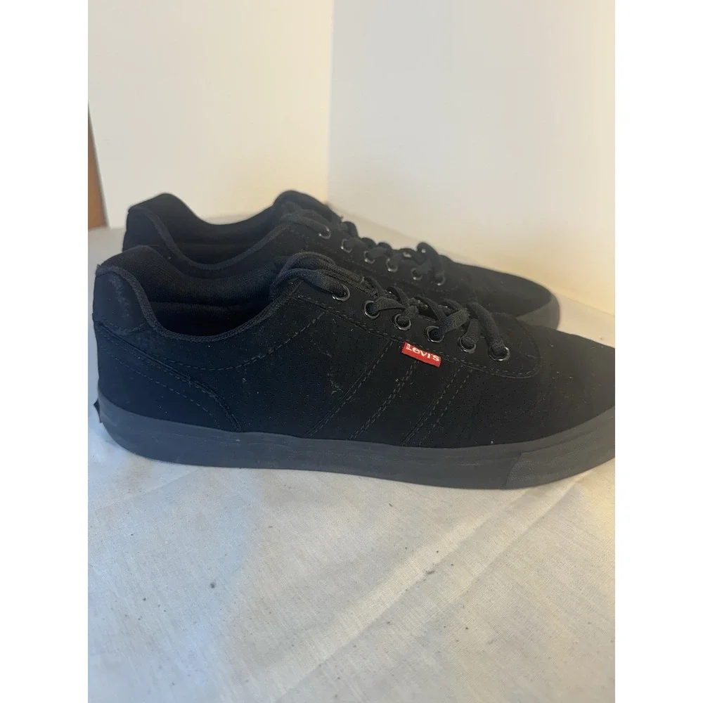 Levi's All Black Low Top Shoes Men's Size 10